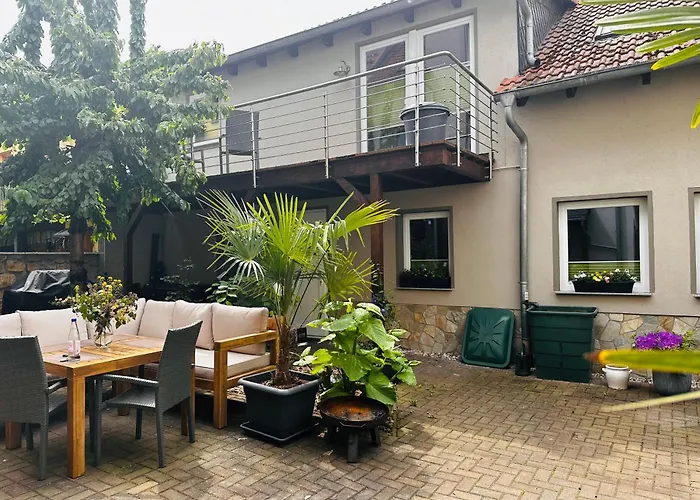 Idyllisches Haus Ferienwohnung In Jena Direkt An Der Saale